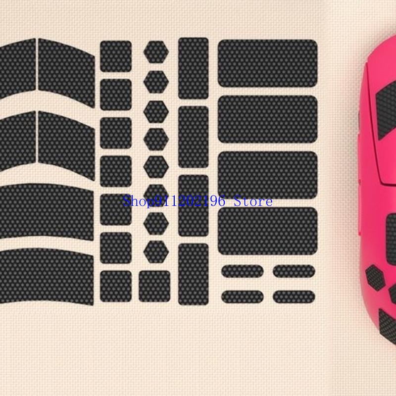 P82A Zestaw 34 szt. uniwersaln – Gaming Accessories Pack recenzja i cena