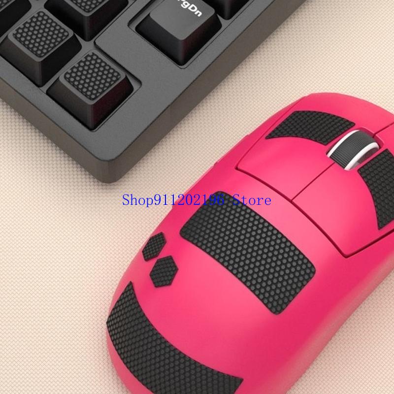 P82A Zestaw 34 szt. uniwersaln – Gaming Accessories Pack recenzja i cena